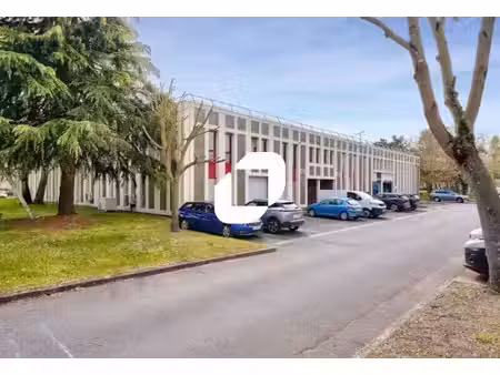 location local d’activités eragny 95610 298m² à 2301m²