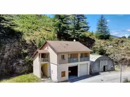 vente maison 4 pièces 92 m² villefort (48800)