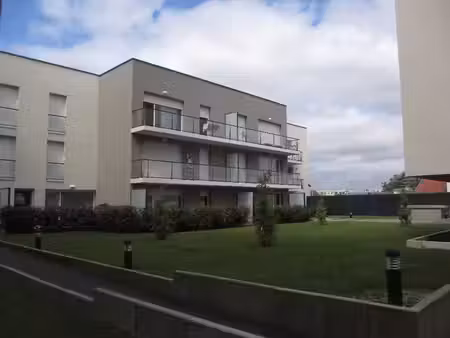 location appartement 1 pièce 32 m² à reims (51100)