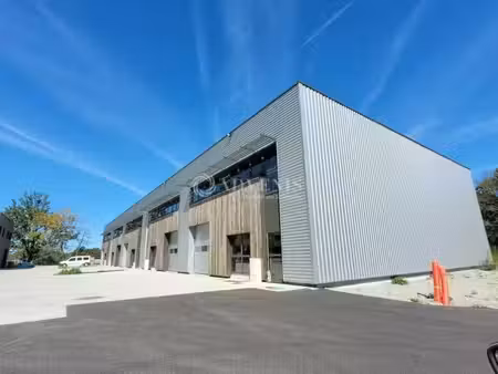 vente local d’activités 98m² à 1913m²