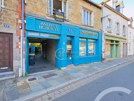 vente immeuble à combourg (35270) : à vendre / 154m² combourg