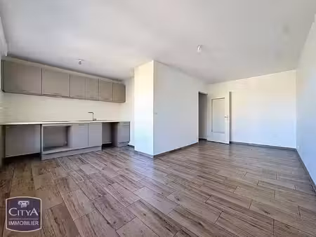 appartement à vendre 2 pièces 46.8 m² - lucé (28) - 141 000€