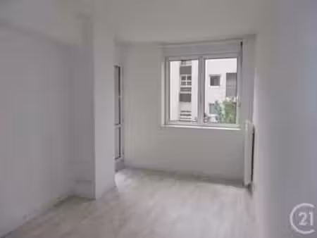 location appartement 2 pièces au mans (72000) : à louer 2 pièces / 32m² le mans