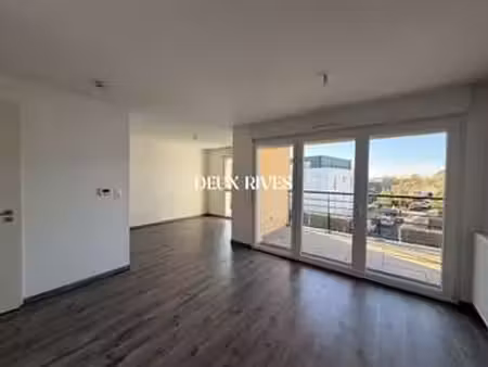 location appartement t1 à rezé (44400) : à louer t1 / 32m² rezé