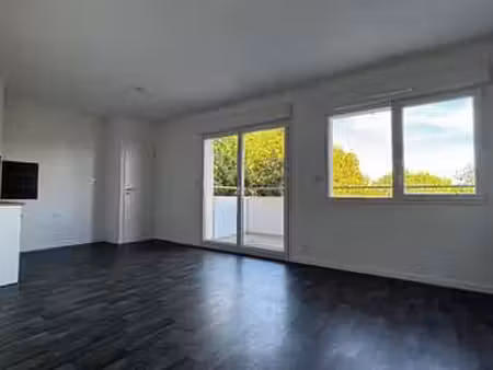 location appartement 2 pièces à saint-nazaire (44600) : à louer 2 pièces / 43m² saint-naza