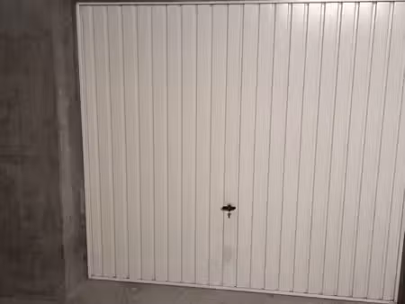 parking à louer - 13 m2 - lyon - 69008 - rhone-alpes