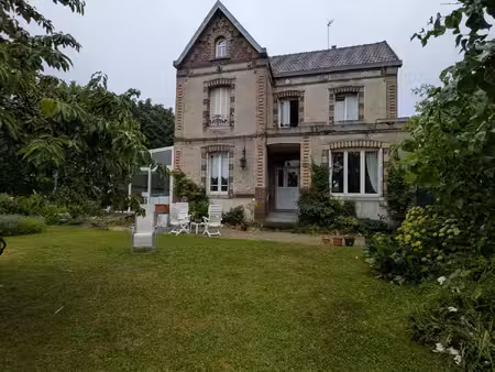 maison bourgeoise avec jardin garage