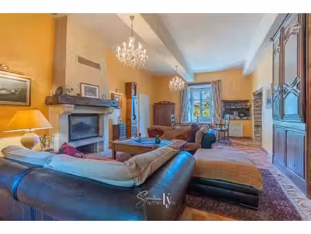 maison 12 pièces - 288 m²