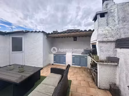 maison de village avec terrasse tropézienne