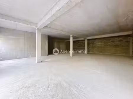 local commercial flassans-sur-issole