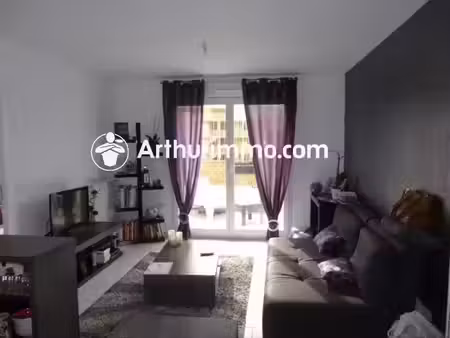 location appartement 2 pièces 33 m2 à lieusaint