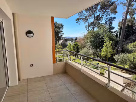 t2 48 m2 avec terrasse et parking - ortolan