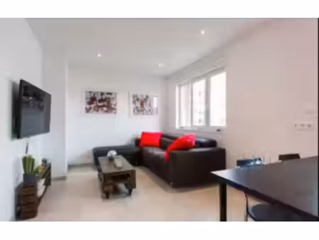 appartement de 50 m² à lille - 988 €
