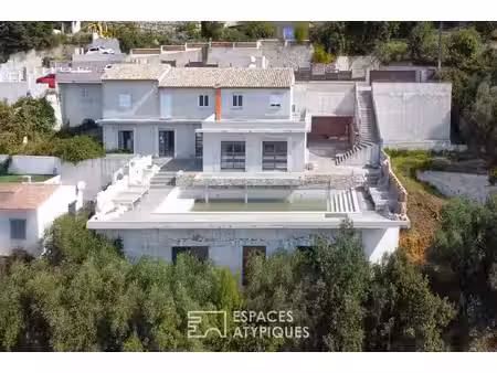 villa contemporaine à achever avec ascenseur et vue panoramique