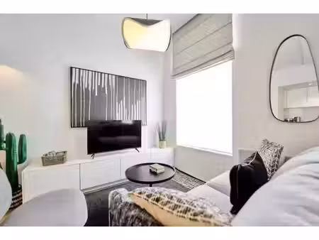 appartement à louer à rue sainte-anne bruxelles (vbe72270)