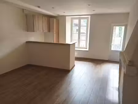 felletin appartement avec cuisine équipée  1 chambre