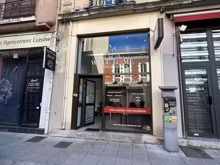 location local commercial 38m2 grenoble 38000 - - surface privée