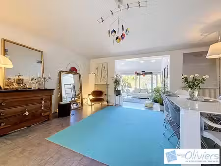 maison de luxe de 105 m2 en vente voisins-le-bretonneux  île-de-france