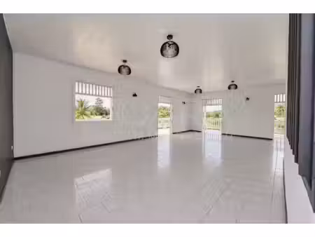 location appartement 4 pièces 181m² remire montjoly 97354
