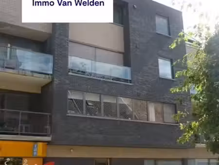 appartement op vierde verdieping nabij centrum oudenaarde met zonnig terras