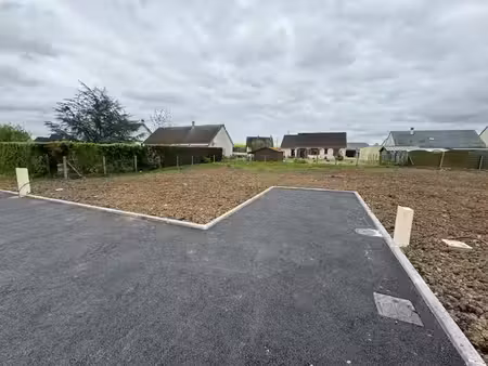 terrain à bâtir de 315 m² à oulins (28)