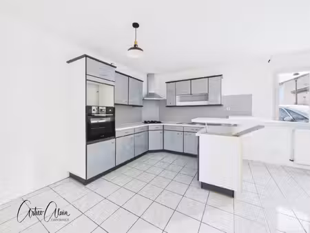 maison à vendre 3 pièces avec extérieur et garage