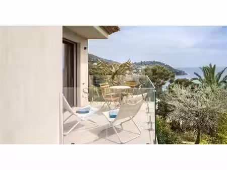appartement de luxe 2 chambres en vente à rayol-canadel-sur-mer  provence-alpes-côte d'azu
