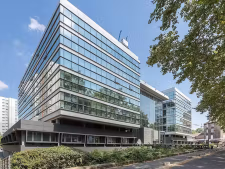 location local professionnel 11 024m² nanterre 92000