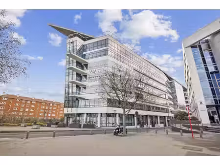 location local professionnel 15 283m² colombes 92700