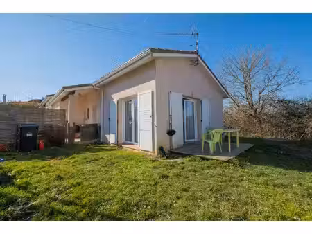 villa t3 de plain-pied avec jardin - 31140 montberon