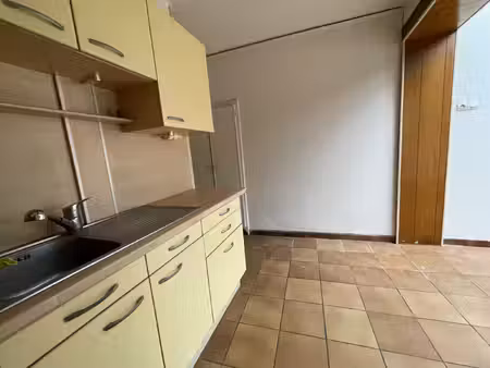 maison 4 pièces de 81 m² à libercourt