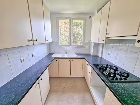location appartement 3 pièces  47.72m²  antony