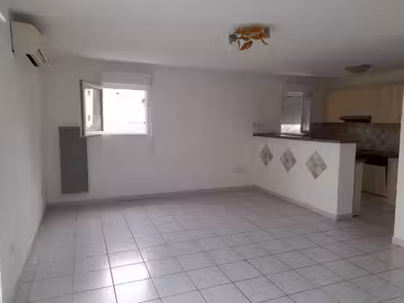 location appartement 2 pièces  47.36m²  sète