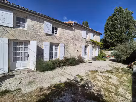 achat maison 5 pièces 132m² surgeres 17700