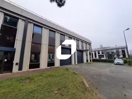 location local d’activités villebon-sur-yvette 91140 689m²