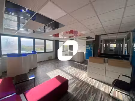 location bureaux osny 95520 189m²