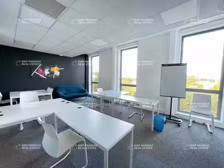 location bureaux saint-herblain 44800 320m²