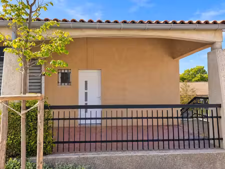 achat local commercial 42m² la roque d antheron 13640