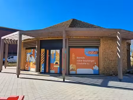 location commerce 153 m² à tours (37200)