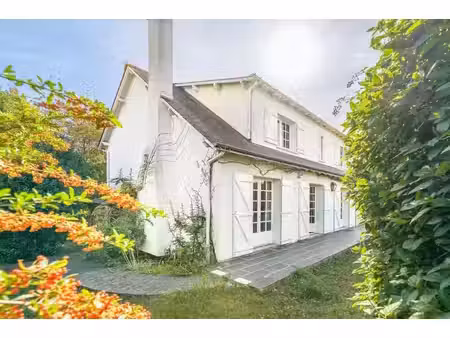 vente maison 6 pièces 131 m² joué-lès-tours (37300)