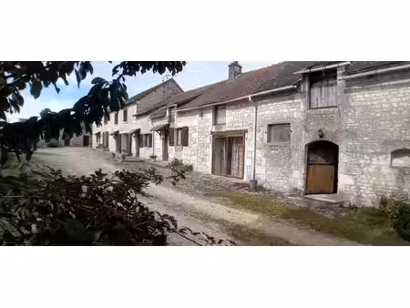 ensemble immobilier en pierre