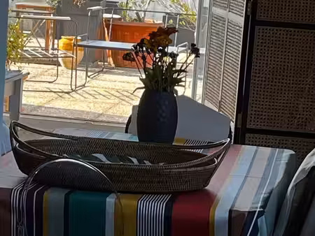 appartement t3 toit terrasse avec très grande terrasse