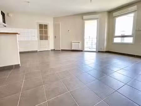 vente appartement 2 pièces à angers monplaisir (49000) : à vendre 2 pièces / 45m² angers m