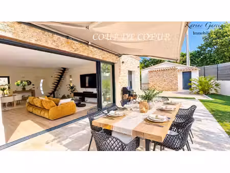 achat maison 6 pièces 163m² six fours les plages 83140