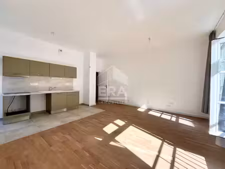appartement saint malo 4 pièce(s) 80.59 m2 à louer nu