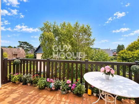duplex avec balcon et parking - à deux pas de deauville