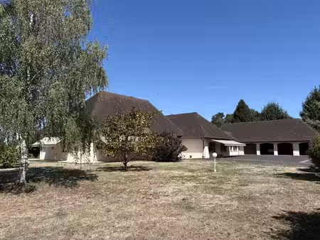 achat maison 9 pièces 352m² arnac pompadour 19230