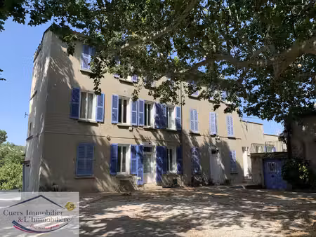 location appartement 5 pièces 91m² cuers 83390