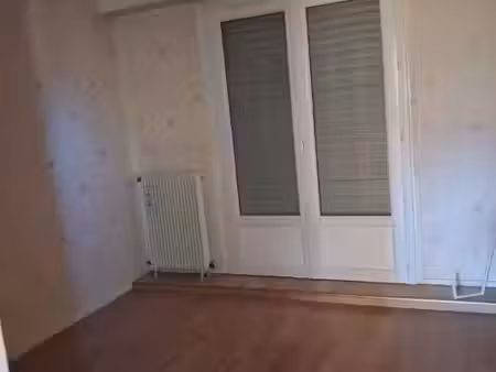 location appartement 3 pièces 80 m² à montmorot (39570)