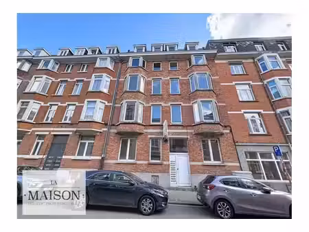 appartement à vendre à rue des glaïeuls 17 uccle (vbe71952)